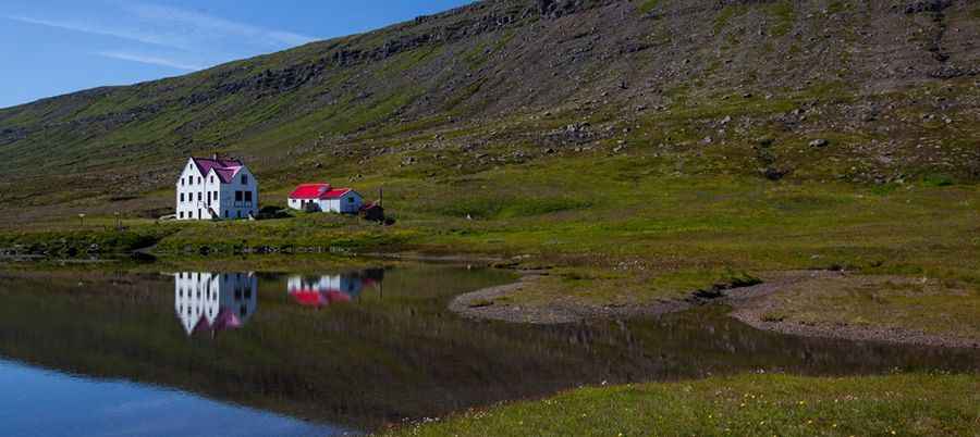 Driving the scenic Road F959 (Viðfjarðarvegur)