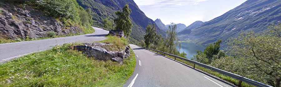 Driving the scenic road to Ornesvingen viewpoint