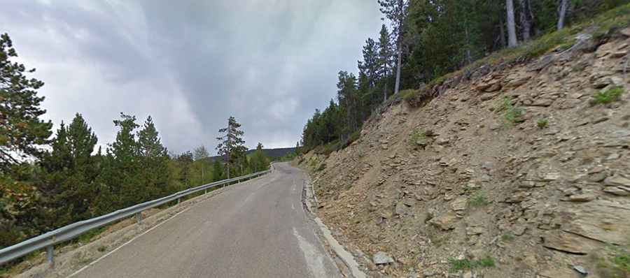 Driving the scenic road to Port-Aine in the Pyrenees