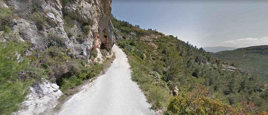 Driving the steep road to Montduver is not a piece of cake