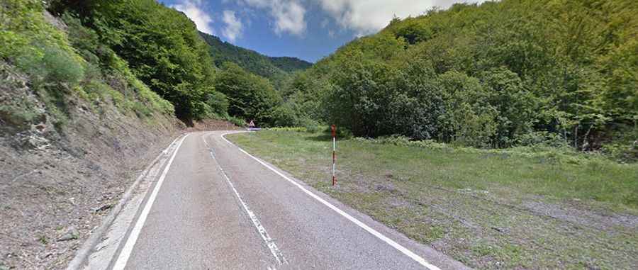 Driving the Thrilling Puerto del Ponton in Spain's Cantabrian Mountains
