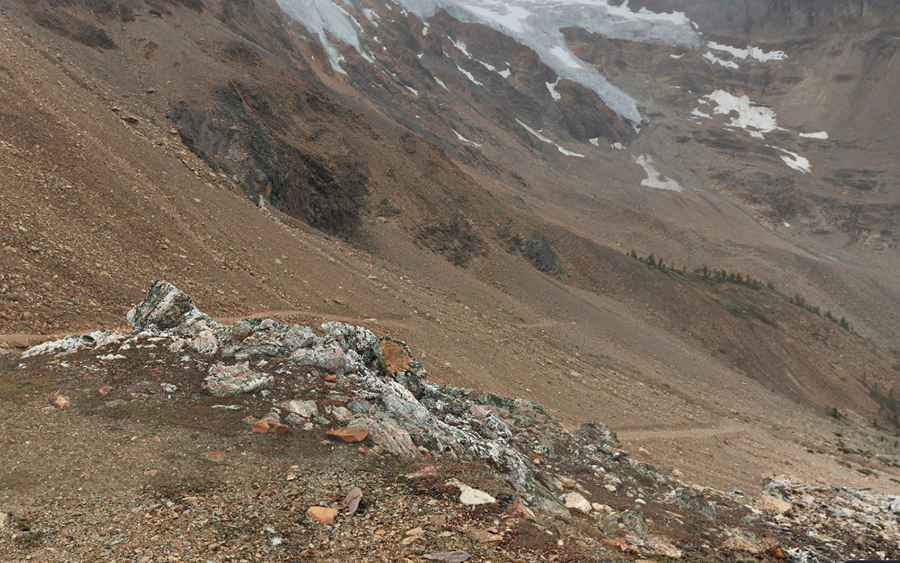 Driving the wild 4x4 trail to Silver Mountain in BC
