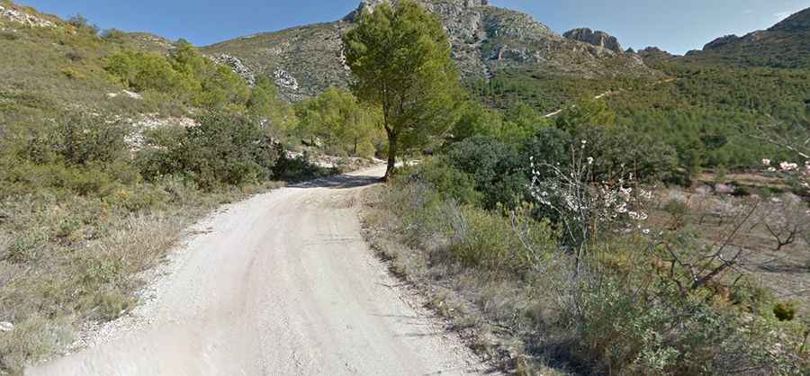 Driving the wild Pas del Comptador