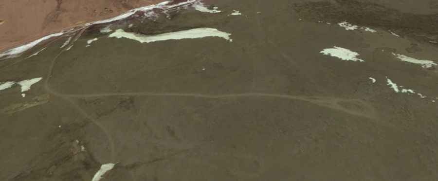 Driving the wild road to Zezhang La