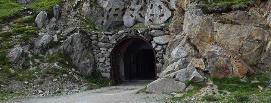 Driving the wild Tälligrattunnel
