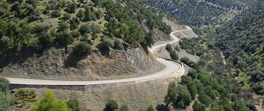 Driving through the Seppap Gorge