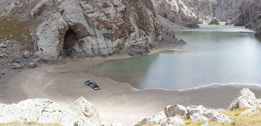 Driving to Kel-Suu Lake is only for special prepared vehicles