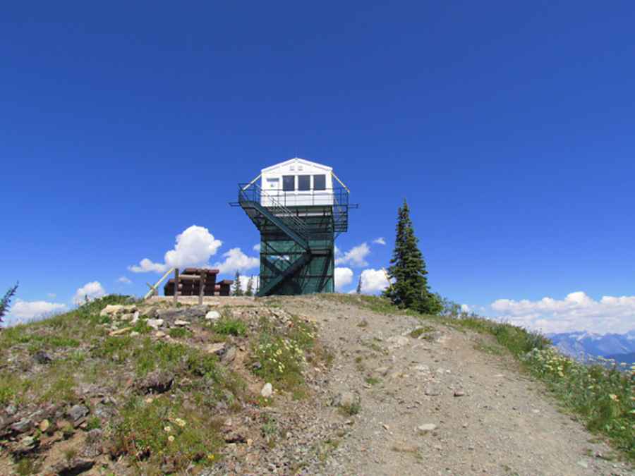 Driving to the Lookout at Mount Buchanan in BC
