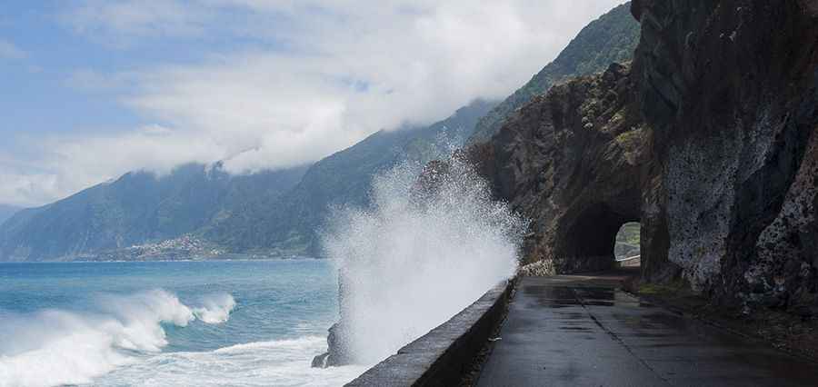 ER101 Antiga is a free car wash road in Madeira