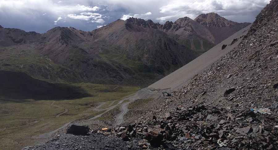 Gola La: Driving the remote 5,247m pass in the heart of Tibet