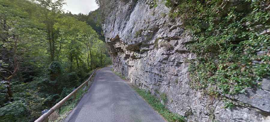 Gorges d'Omblèze, a French balcony road