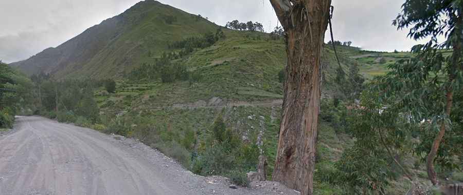 How challenging is the road to Abra Pucuani?