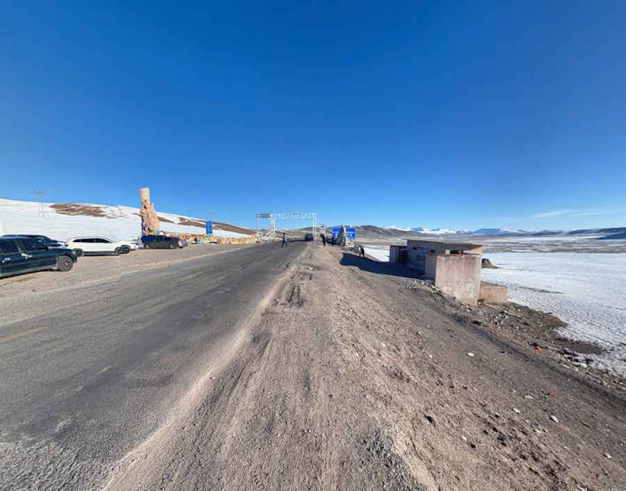 How long is 301 Provincial Road (S301)?