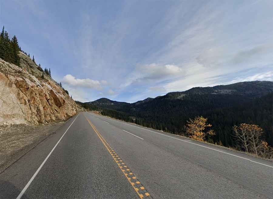 How long is Kootenay Pass?