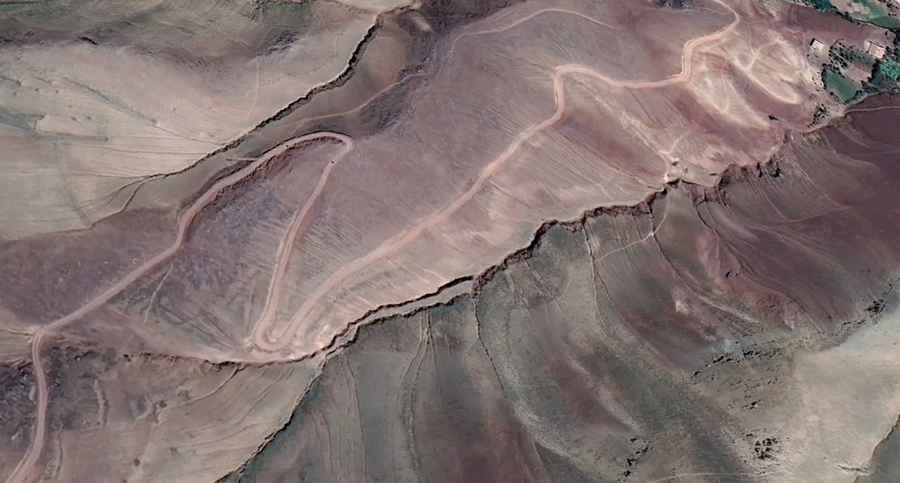 How long is Nowjok Pass?