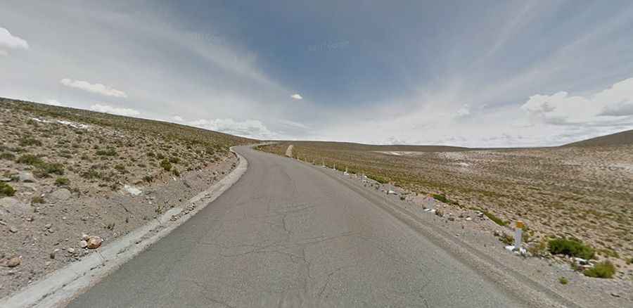 How long is the road from Chivay to Arequipa?
