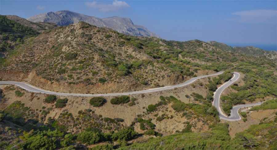 How long is the road to Diafani?