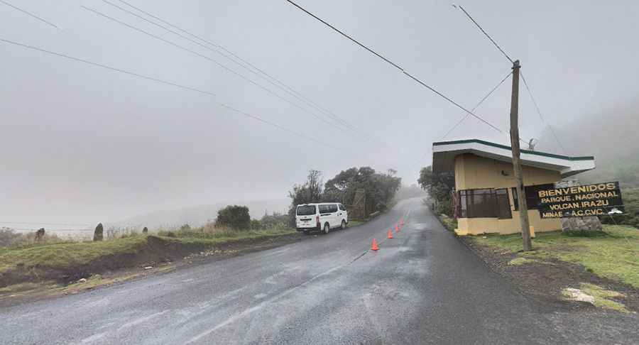 How long is the road to Irazu Volcano?