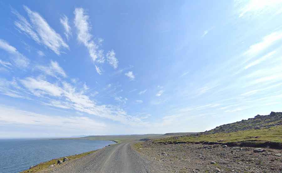 How to drive the challenging coastal Road 745 (Skagavegur)?