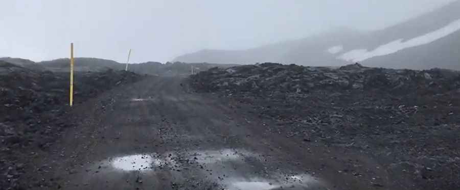 How to drive the challenging Road F894 (Öskjuvatnsvegur)?