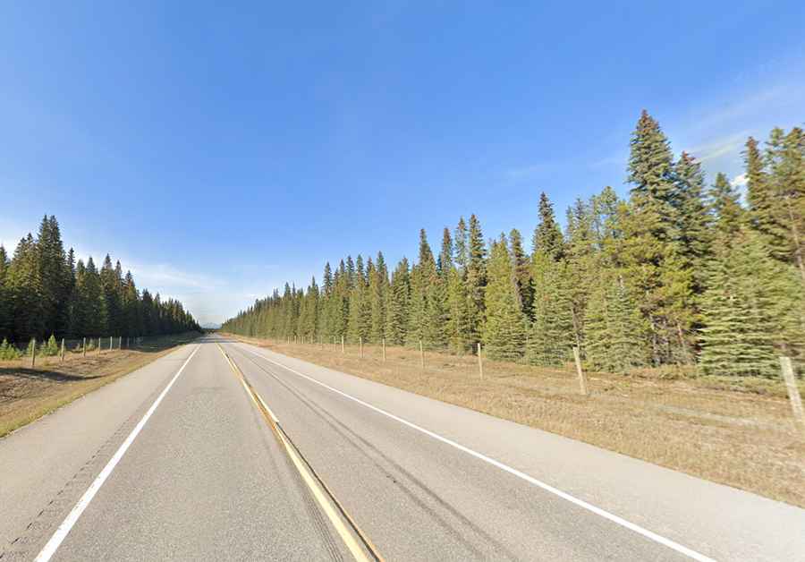 How to drive the scenic British Columbia Highway 93?
