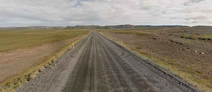 How to drive the scenic Road 870 in Northeastern Iceland?