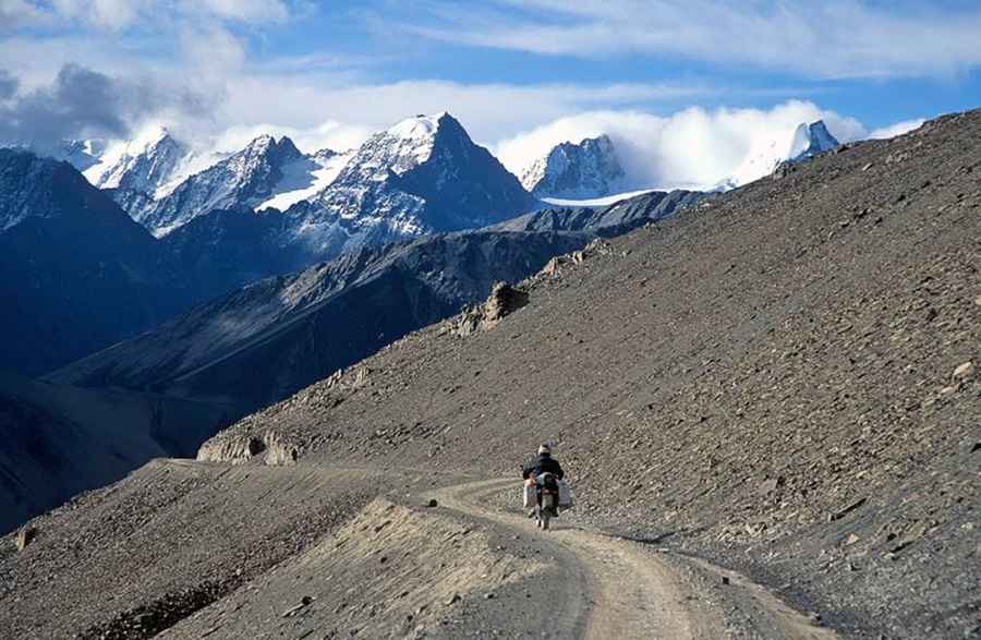 How to drive the wild 4x4 road to Abra Turi Turini?