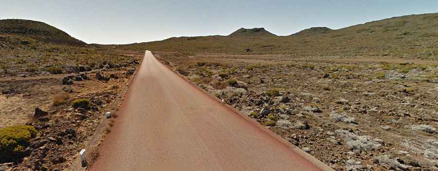 How to get by car to Commerson Crater on Reunion Island?