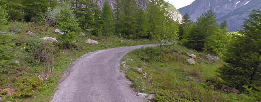 How to get by car to Pre de Madame Carle?