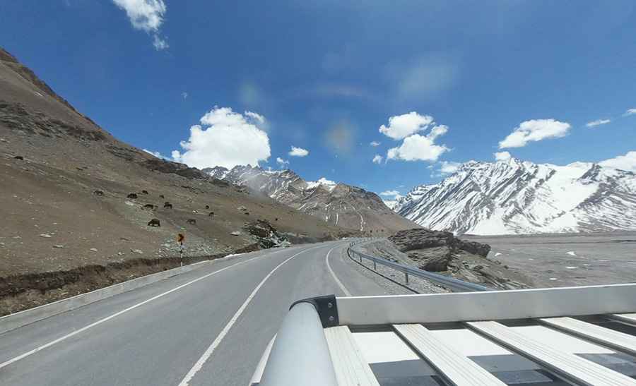 How to Get by Car to Rangdum Monastery in the Ladakh Region?
