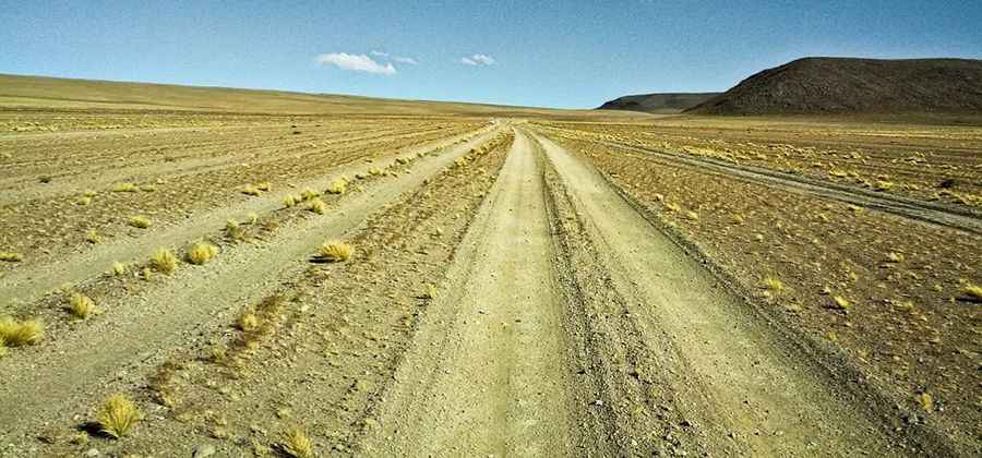 How to get by car to Sol de Mañana, a Bolivian geyser?