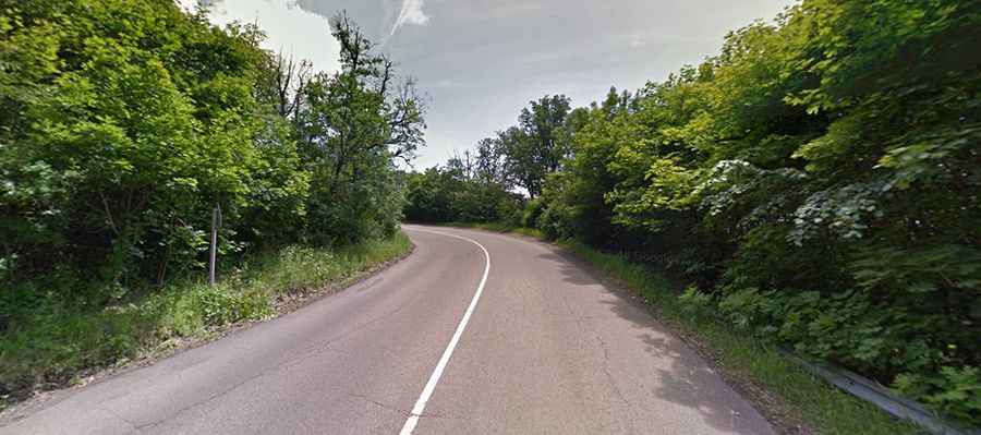 How to get to Mount Kékes?