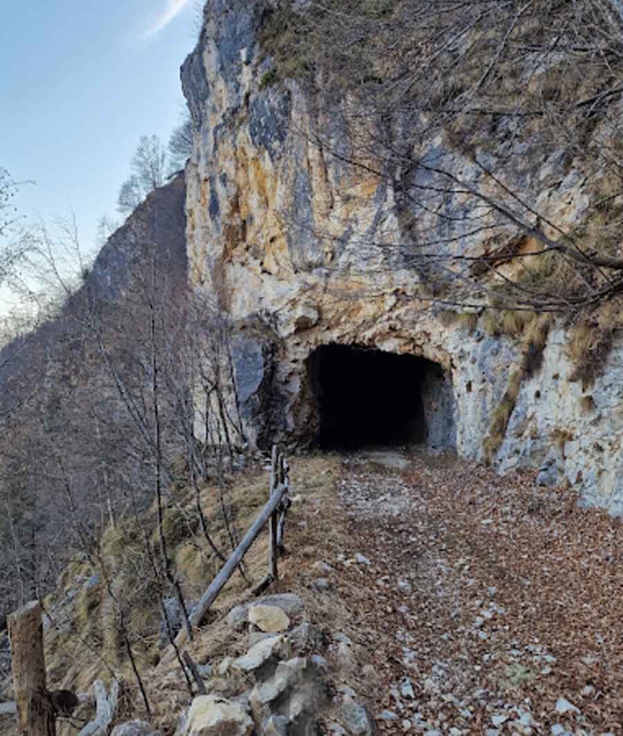 How to travel Strada della Cucca to Pianella Pass?