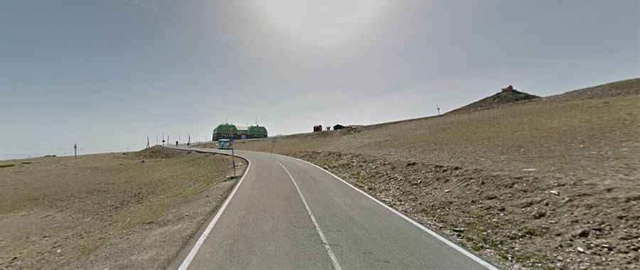 Hoya de la Mora: The Ultimate Road Trip Guide