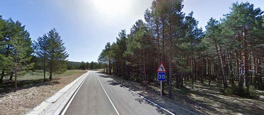 If you love to drive, you will love the road to Puerto del Cubillo