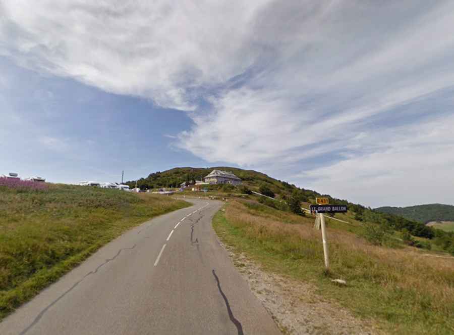 Is Col du Grand Ballon paved?