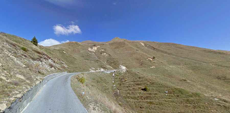 Is Croce Domini Pass open?