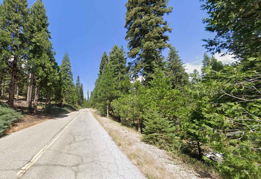 Is Dinkey Creek Road Paved?