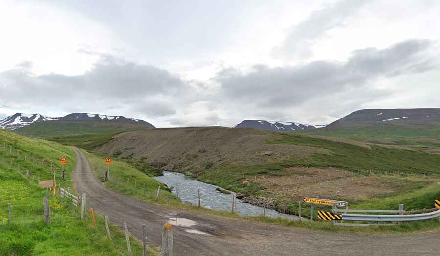 Is Road F899 Unpaved?