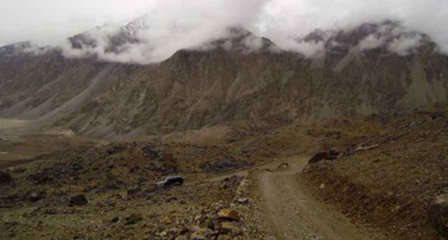 Is Saricha Road Unpaved?