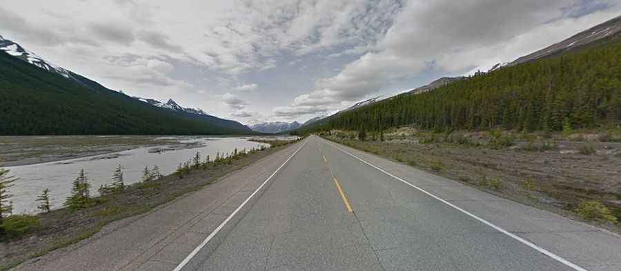 Is Sunwapta Pass in Canada’s Alberta province paved?