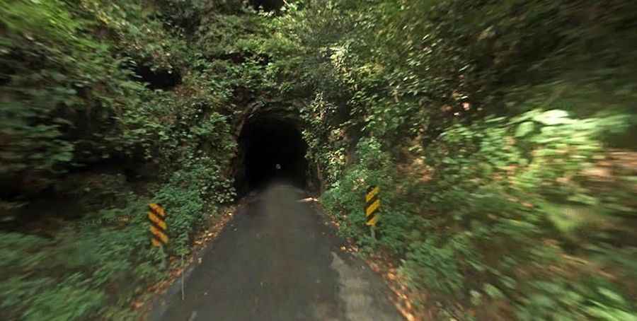 Is the Nada Tunnel in Kentucky haunted?