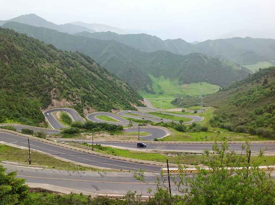 Is the road to Beishan Daban paved?