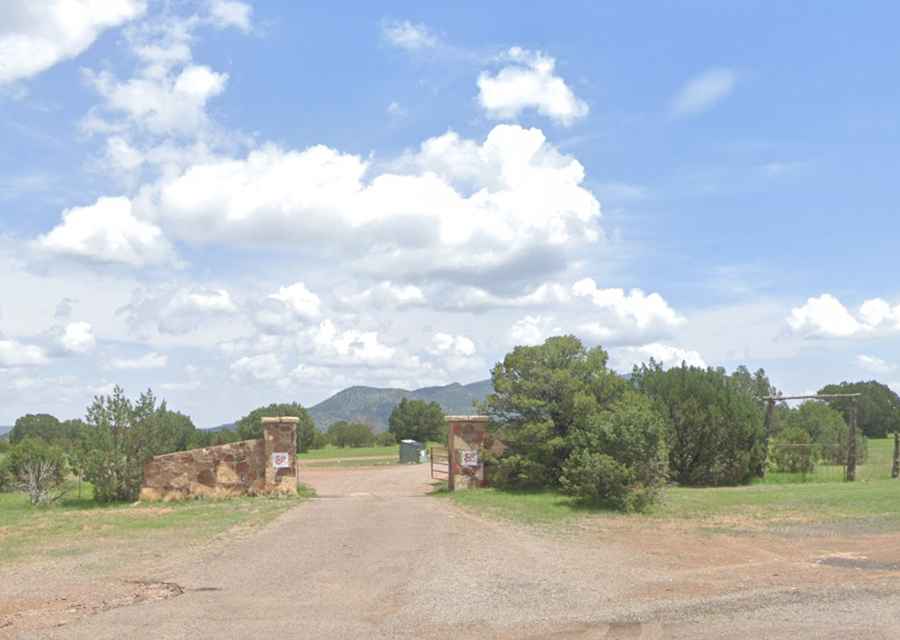 Is the road to Black Mountain in Jeff Davis County unpaved?