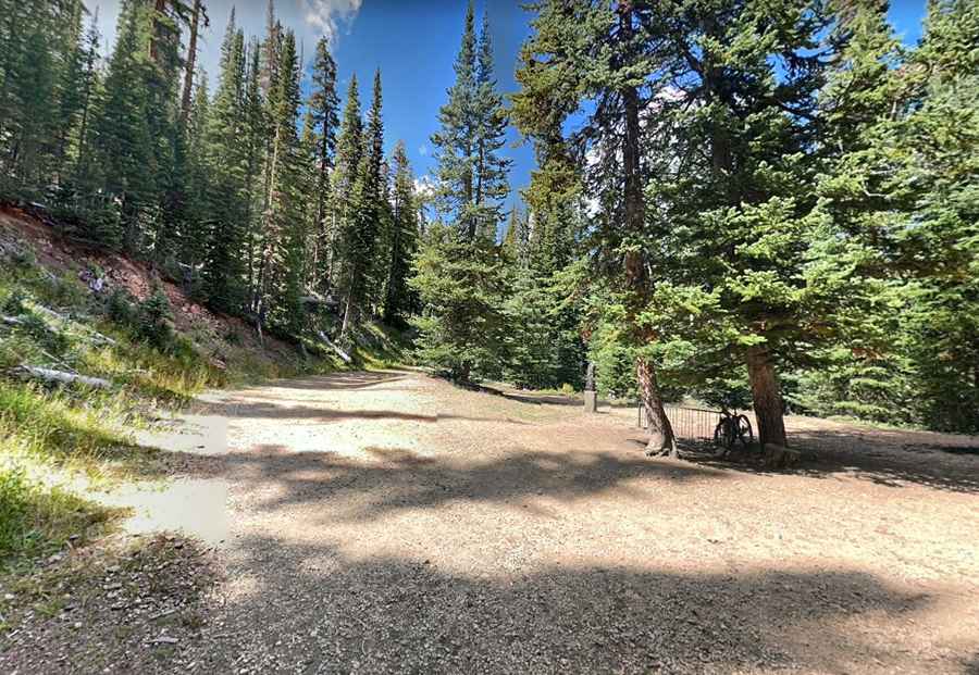 Is the road to Byers Peak in Colorado unpaved?