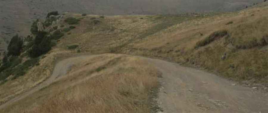 Is the road to Coll de Laquell difficult to drive?