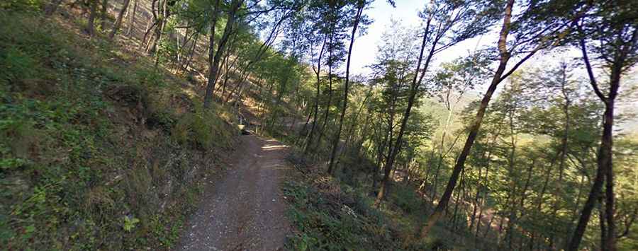 Is the Road to Colla d’Onzo Paved?