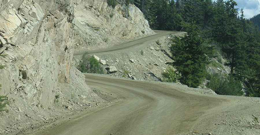 Is the road to Heckman Pass in BC paved?