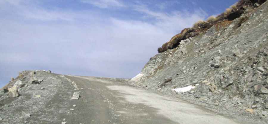 Is the road to Mount Dobson unpaved?