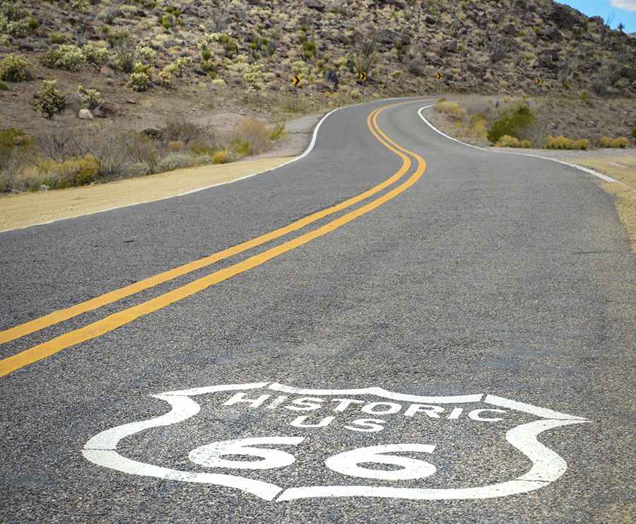 Is the road to Oatman AZ paved?